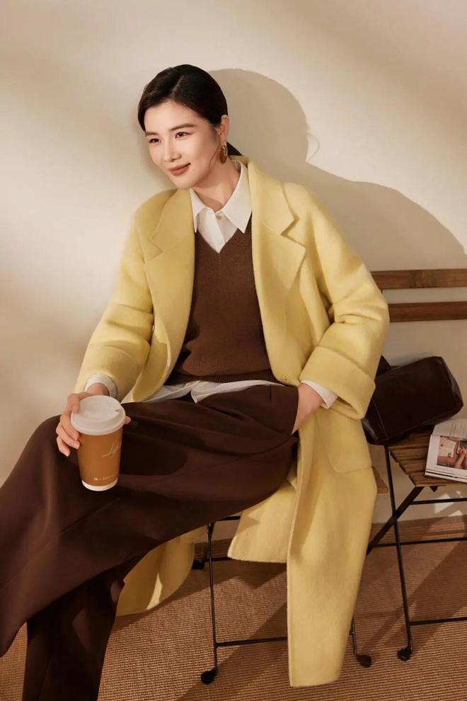 鼎点平台官方：今年最好看的7件大衣，怎么搭都时髦！
